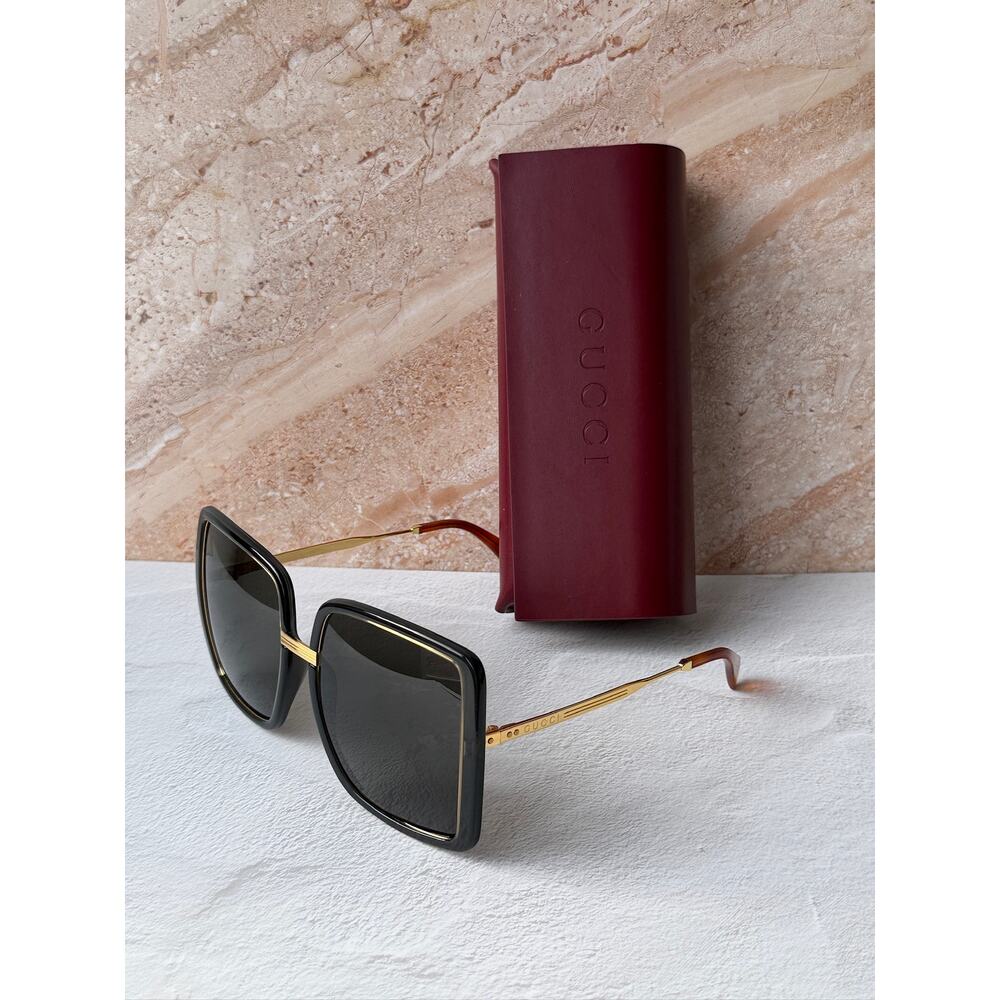 NEW Gucci GG0903S Black Gold Square Oversized Sunglasses - Picture 4 of 9